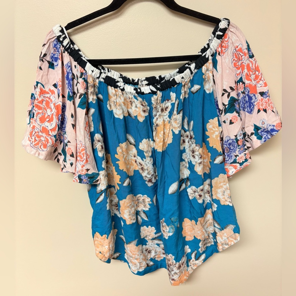 Shyanne Floral Off-The-Shoulder Blouse
